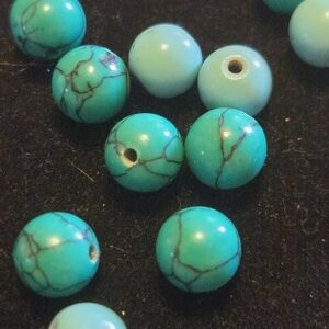 TURQUOISE GEMESTONE BEADS